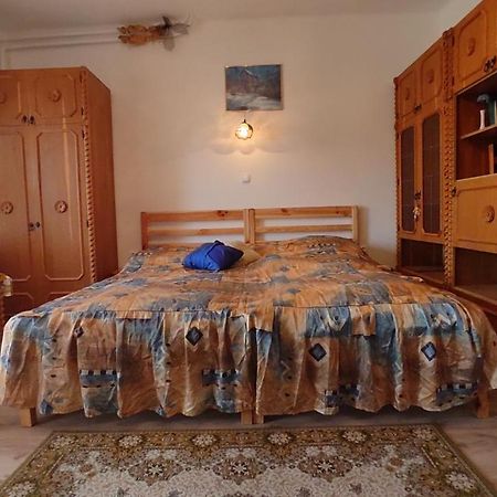 Appartamenti Delle Vacanze Keszthely Bagian luar foto