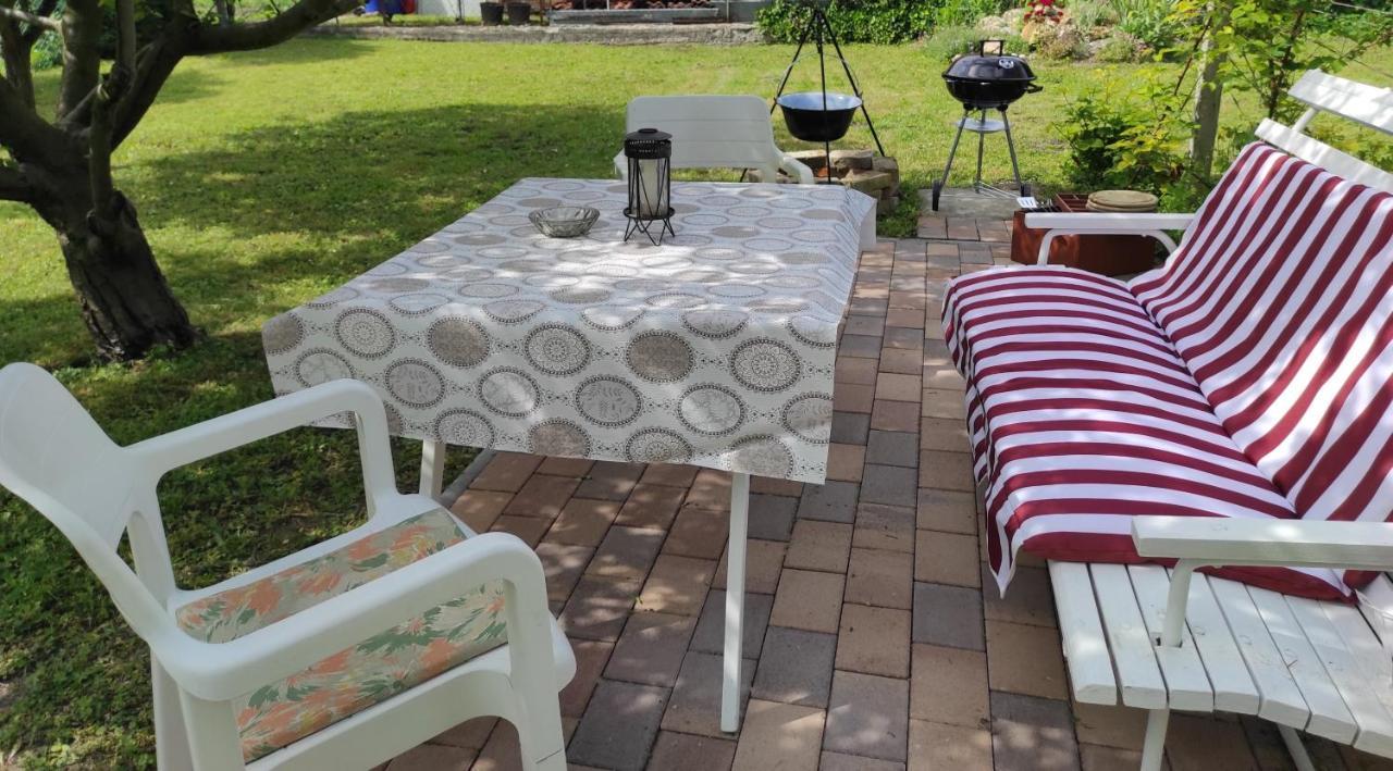 Appartamenti Delle Vacanze Keszthely Bagian luar foto